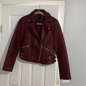 Forever 21 Faux leather maroon size large.